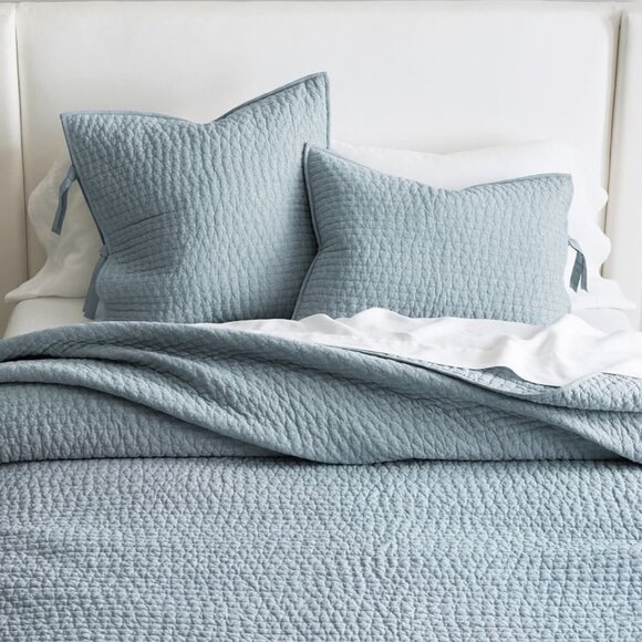 Pottery Barn Cotton/Linen Quilt • Twin/Twin XL • Chambray • New with Tags - Picture 3 of 5